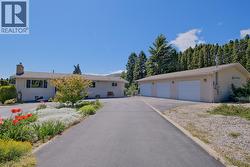 709 BARTLETT Drive Penticton, BC V2A 7K8