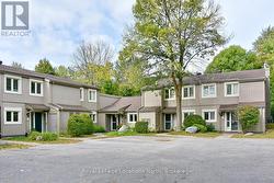 590 OXBOW CRESCENT  Collingwood, ON L9Y 5B4