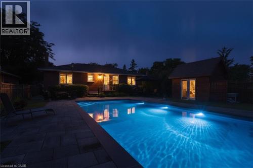 1087 MAPLEHURST Avenue  Burlington, ON L7T 3G3
