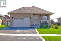 16 NOAH LANE Asphodel-Norwood, ON K0L 2V0