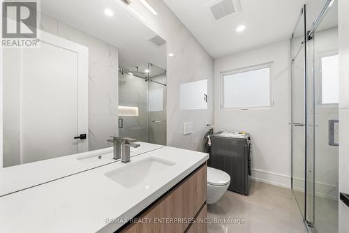 1495 Thetford Court, Mississauga, ON 