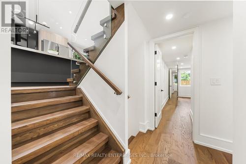 1495 Thetford Court, Mississauga, ON 