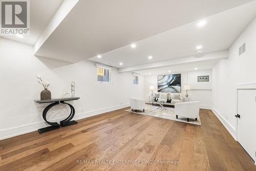 1495 Thetford Court, Mississauga, ON 