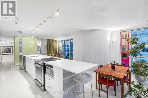 1710 - 324 Laurier Avenue W, Ottawa, ON 