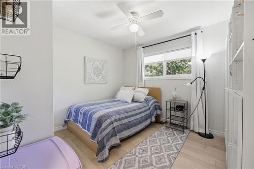 52 Grand Avenue, Caledonia, ON 
