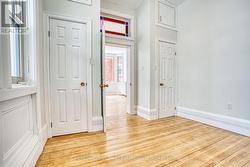Apartment 5 - 