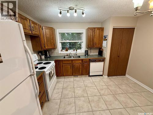831 Seymour Crescent N, Regina, SK 