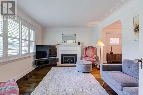 13 Allan Avenue, Hamilton, ON 
