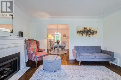 13 Allan Avenue, Hamilton, ON 
