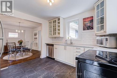 13 Allan Avenue, Hamilton, ON 