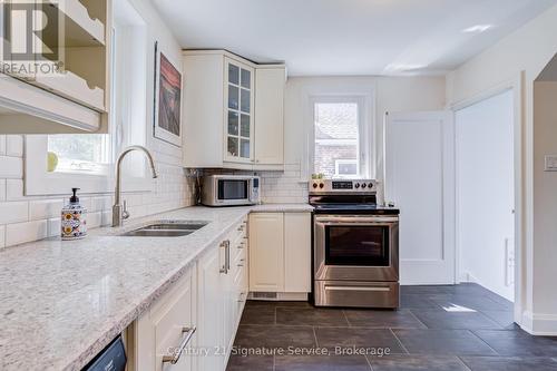 13 Allan Avenue, Hamilton, ON 