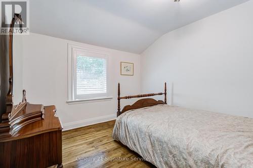 13 Allan Avenue, Hamilton, ON 