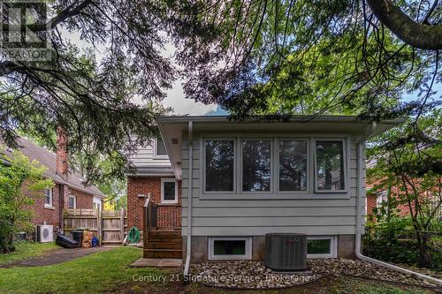 13 Allan Avenue, Hamilton, ON 