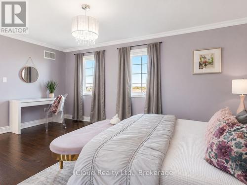 629 Angela Court, Burlington, ON 