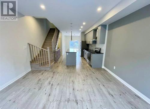 1728 Pleasure Valley Path, Oshawa, ON 