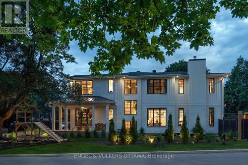 551 Hillcrest Avenue, Ottawa, ON 
