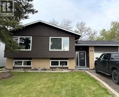 109 Stewart CRESCENT Yorkton, SK S3N 3J4