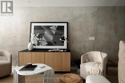508 - 111 BATHURST STREET Toronto, ON M5V 0M9