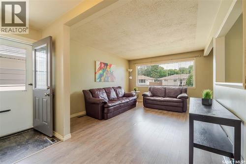 1014 Hopkins Crescent, Moose Jaw, SK 