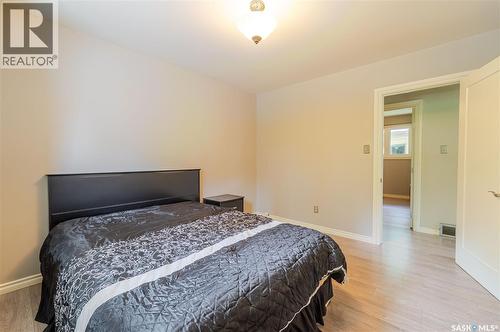 1014 Hopkins Crescent, Moose Jaw, SK 
