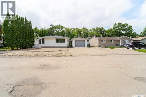 1014 Hopkins Crescent, Moose Jaw, SK 