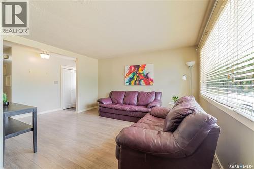 1014 Hopkins Crescent, Moose Jaw, SK 