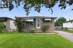 28 BOSTON Crescent  Hamilton, ON L8T 4N2