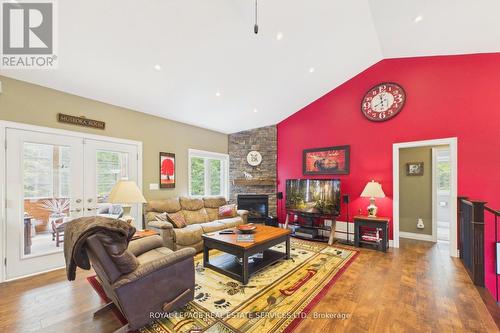 1045 Tower Crescent, Gravenhurst, ON 