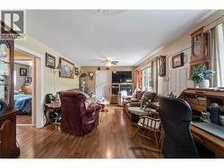 Living room - 