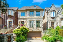 124 FELBRIGG AVENUE Toronto, ON M5M 2M5