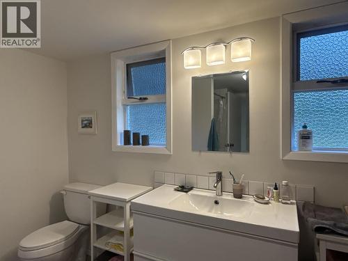 2400 Arnoldus Road, Quesnel, BC - Indoor Photo Showing Bathroom