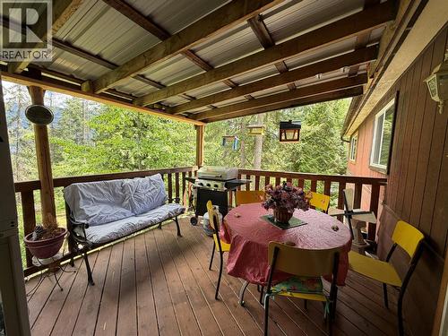 2186 Crestview Crescent, Castlegar, BC - Outdoor With Deck Patio Veranda With Exterior