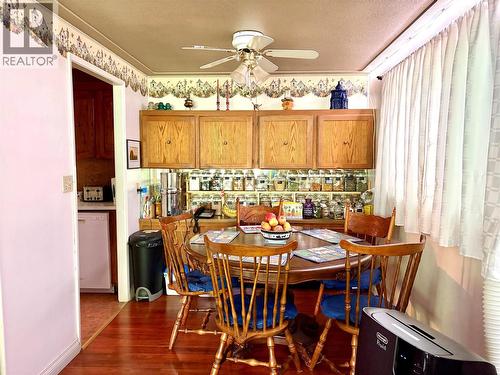 2186 Crestview Crescent, Castlegar, BC - Indoor Photo Showing Dining Room