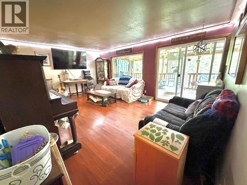 2186 Crestview Crescent, Castlegar, BC - Indoor Photo Showing Other Room