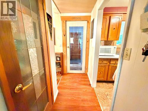 2186 Crestview Crescent, Castlegar, BC - Indoor Photo Showing Other Room