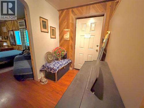 2186 Crestview Crescent, Castlegar, BC - Indoor Photo Showing Other Room