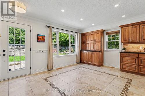 101 Ivy Crescent, Ottawa, ON 