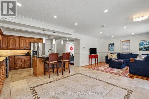 101 Ivy Crescent, Ottawa, ON 