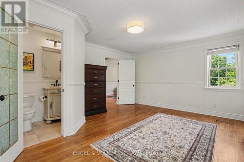101 Ivy Crescent, Ottawa, ON 
