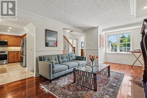 101 Ivy Crescent, Ottawa, ON 