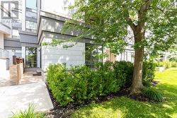 Exclusive Use Patio Greenspace - 