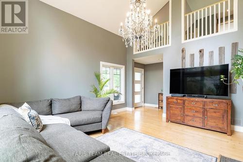 2268 Flos Road 10 E, Springwater, ON 