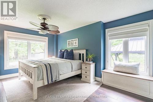 2268 Flos Road 10 E, Springwater, ON 