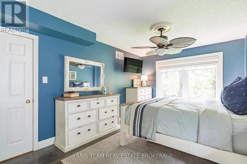 2268 Flos Road 10 E, Springwater, ON 