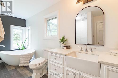 2268 Flos Road 10 E, Springwater, ON 