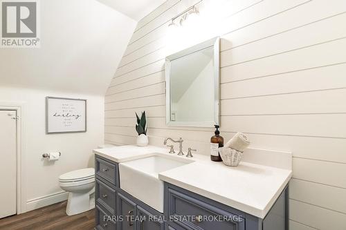 2268 Flos Road 10 E, Springwater, ON 