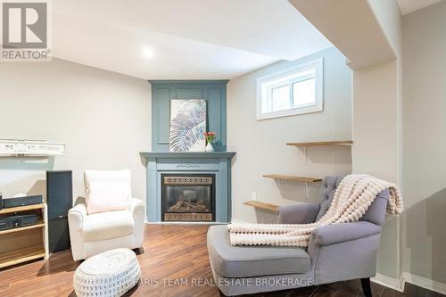 2268 Flos Road 10 E, Springwater, ON 