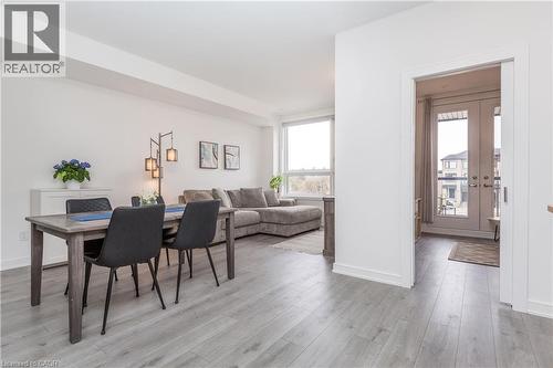 33 Red Maple Lane, Barrie, ON 