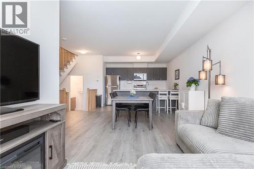 33 Red Maple Lane, Barrie, ON 