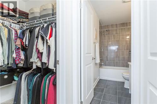 33 Red Maple Lane, Barrie, ON 